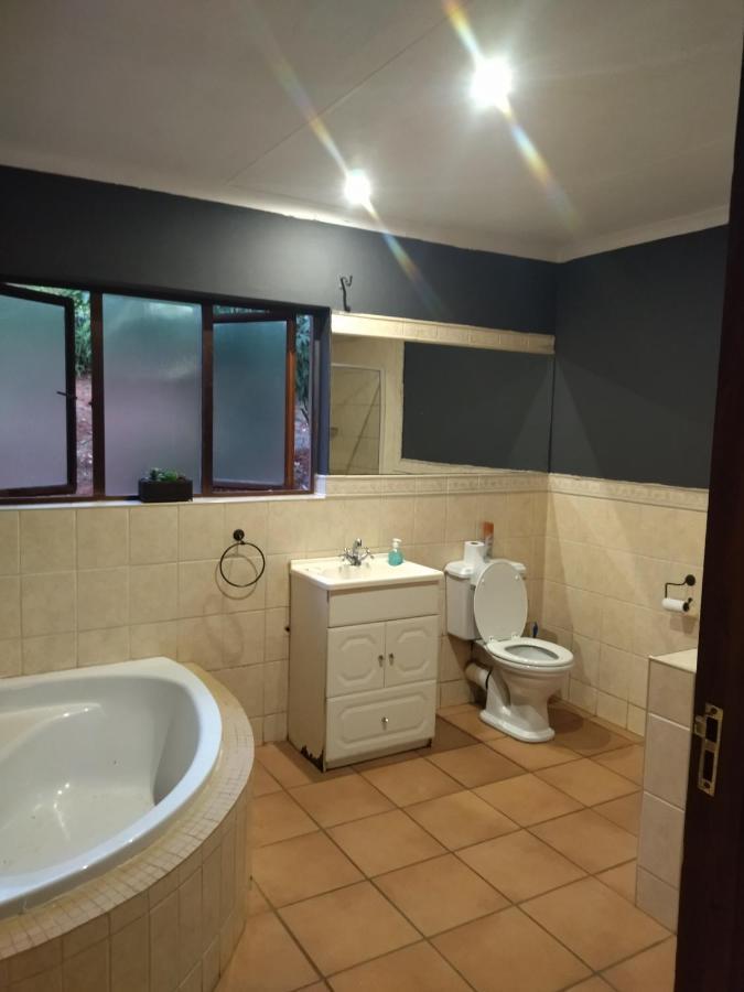 Patogeng Self Catering - Da Gama Dam View Villa White River Exteriör bild